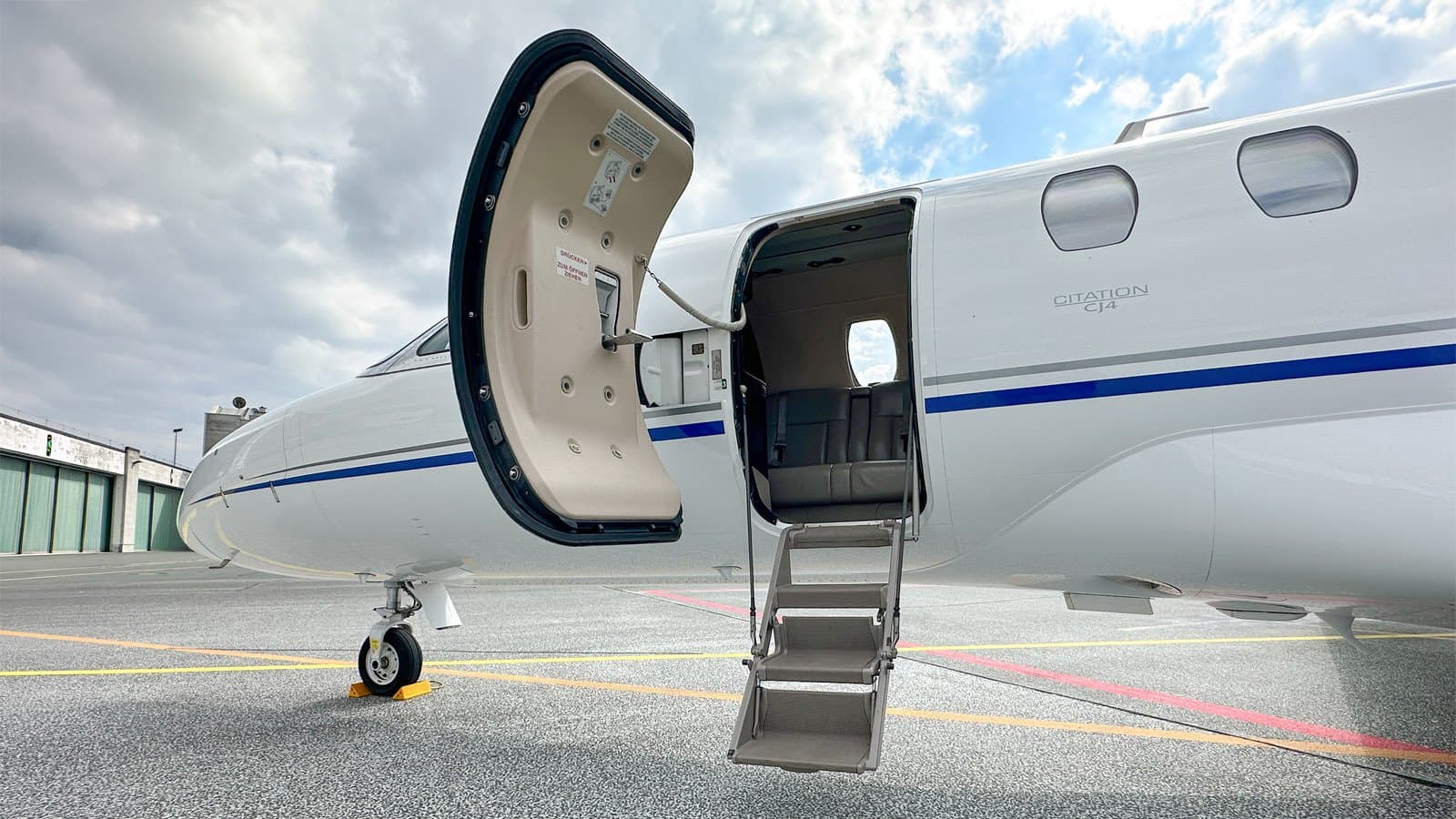 Cessna Citation CJ4 Gen2 — view 2