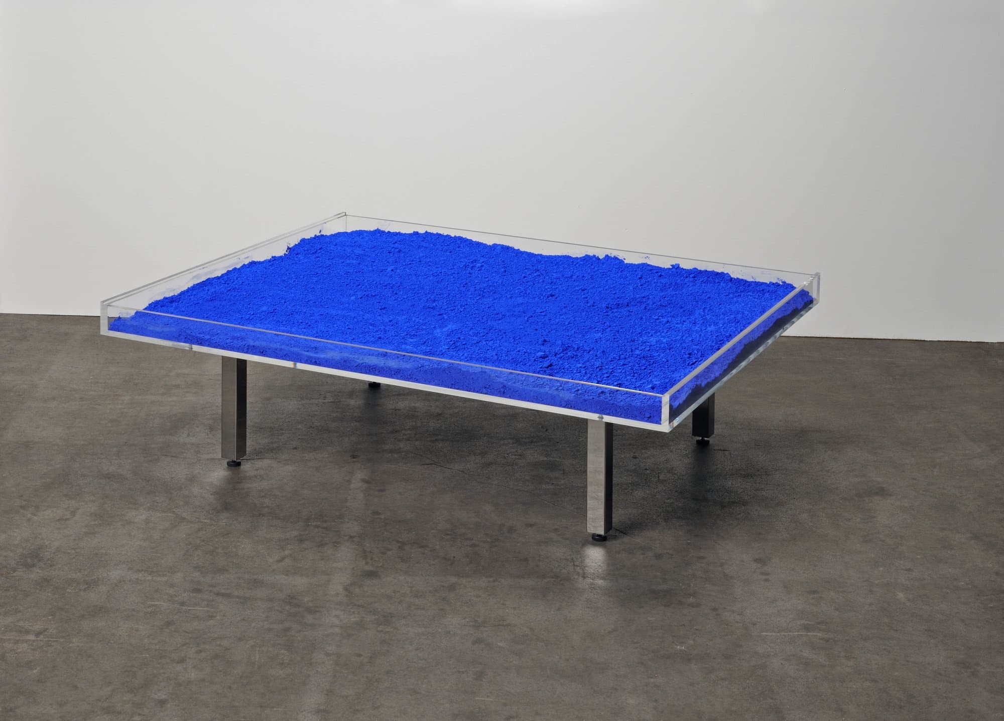 Yves Klein, Table Bleue™