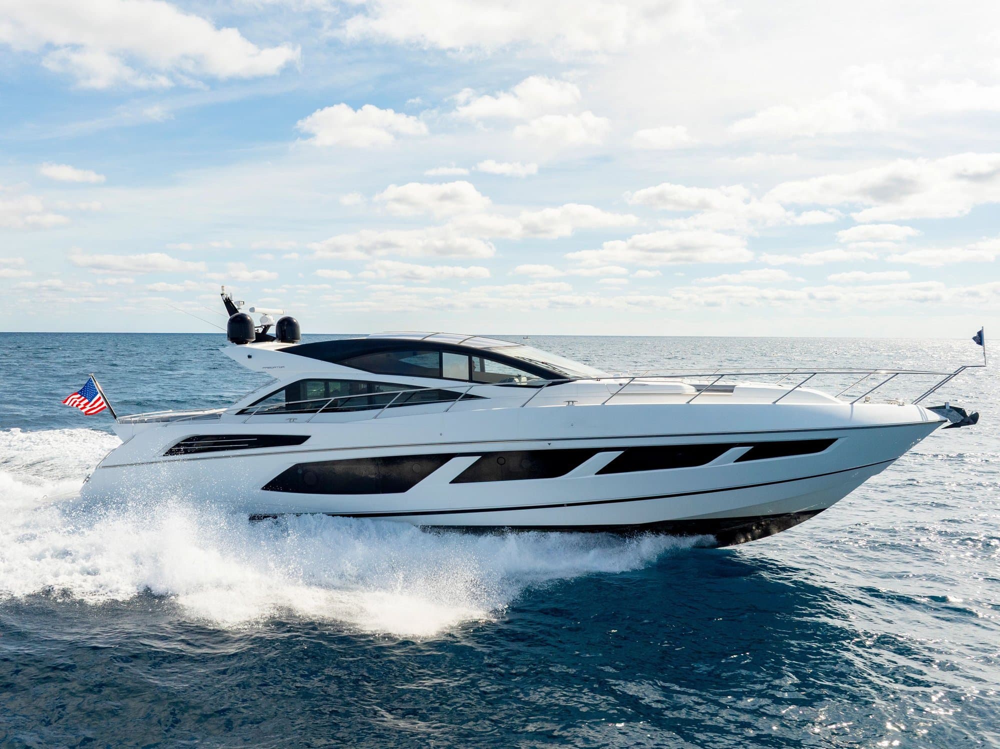 Sunseeker Predator 68, sport hardtop